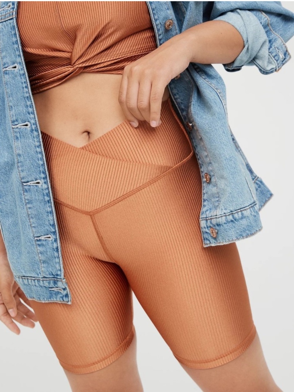 aerie Ribbed V-Front Bike Shorts in Rust Orange